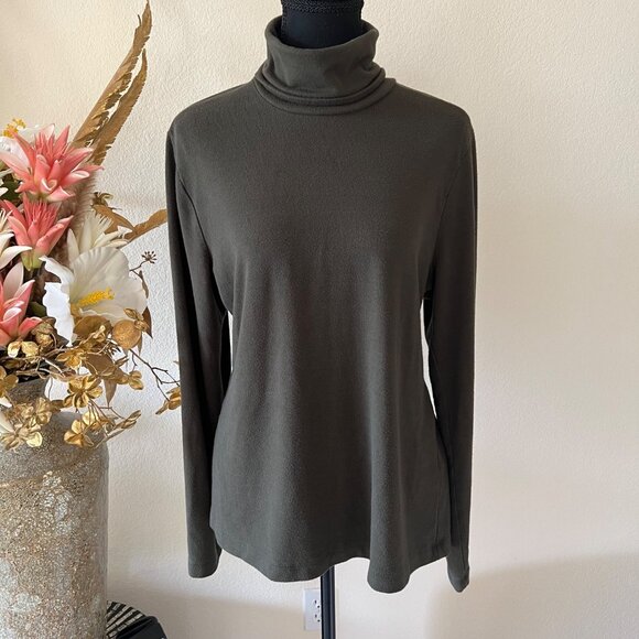 Banana Republic Sweaters - Banana Republic Soft Luxe Minimalist Olive Green Turtleneck Long Sleeve Top